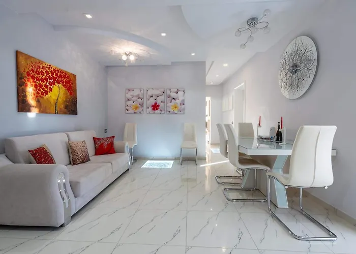 Apartment In Saranda